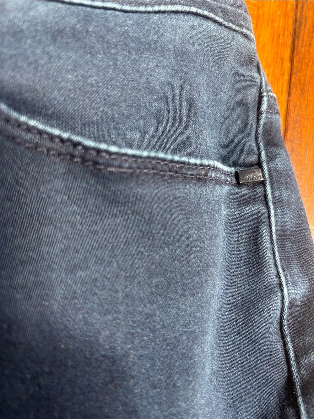 Chico's Platinum jeggings in a dark wash blue featuring a classic five-pockets